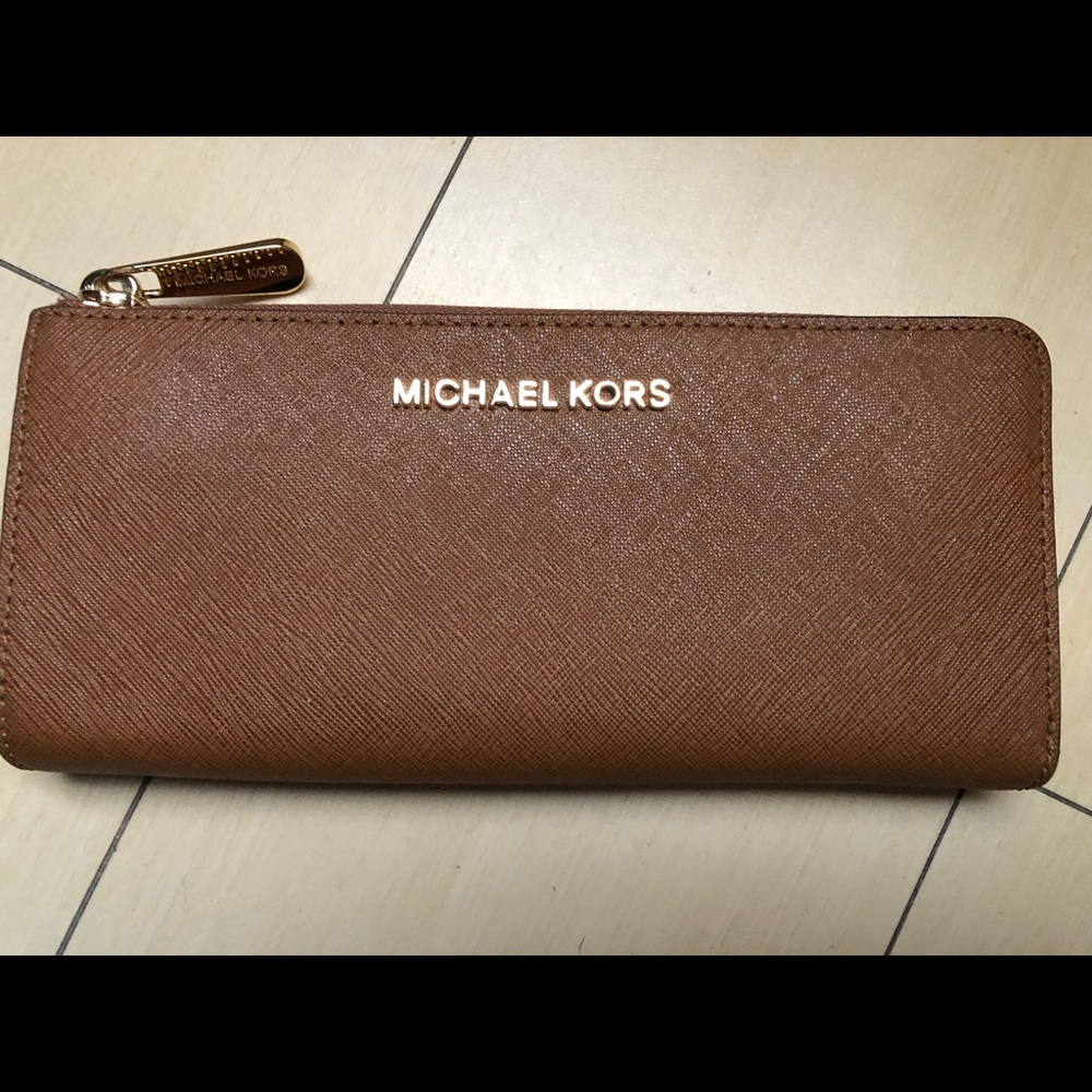 Michael Kors Camel Wallet